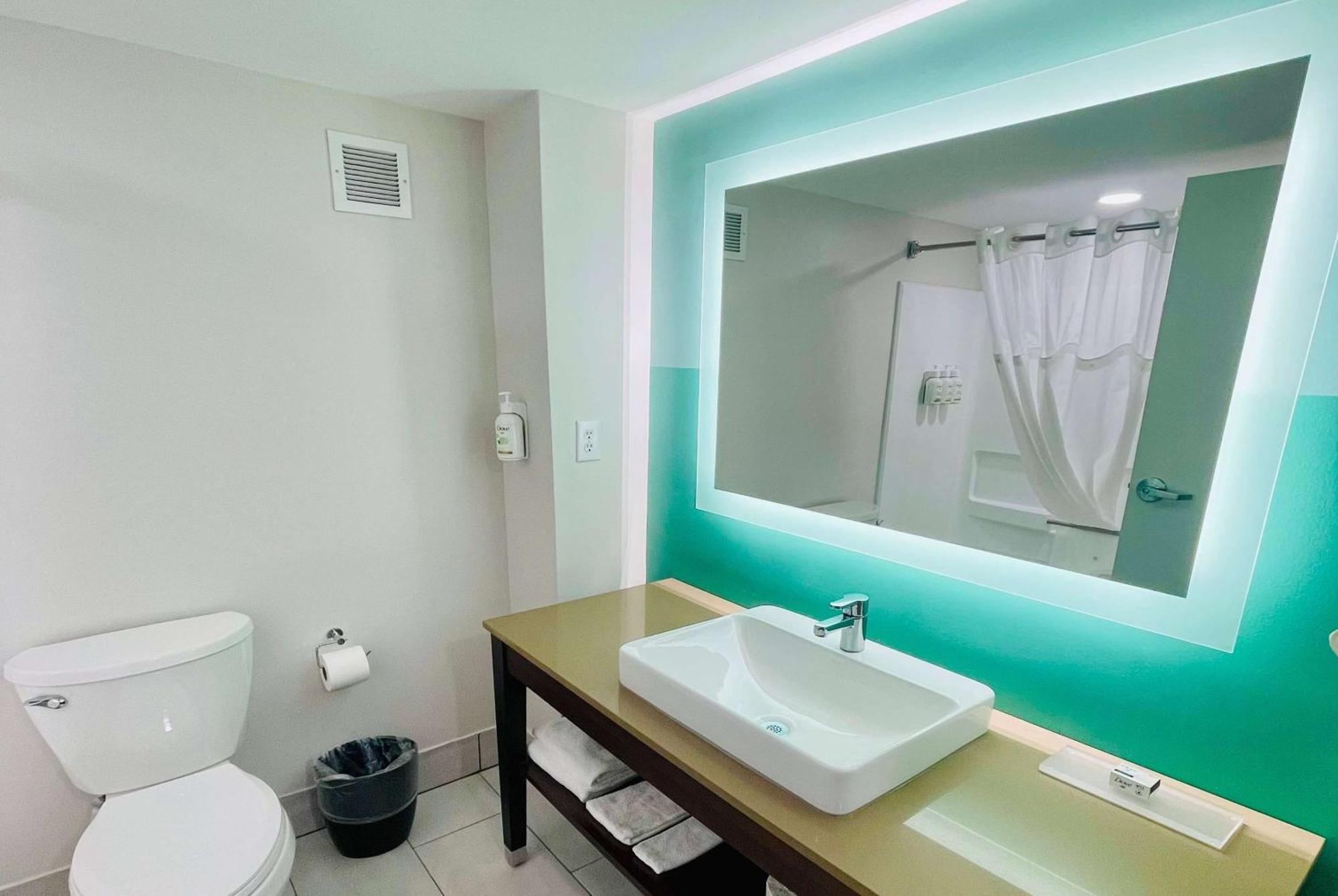 Wingate By Wyndham Matthews, Nc Hotel Luaran gambar