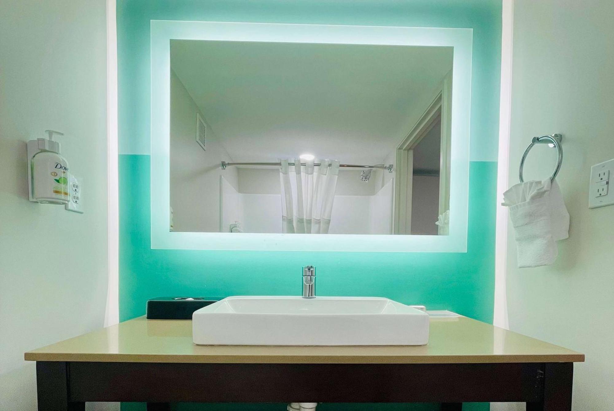 Wingate By Wyndham Matthews, Nc Hotel Luaran gambar